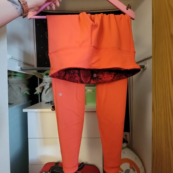 Lululemon reversible orange and red size 10 leggings - Picture 2 of 3